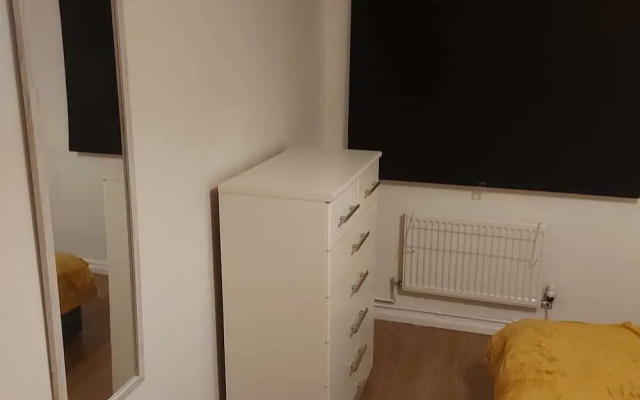 Lovely 2-bed Apartment in Milton Keynes