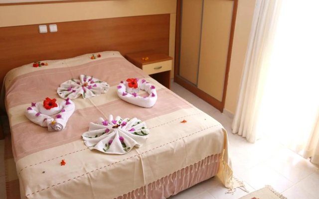 Club Turkuaz Garden Hotel