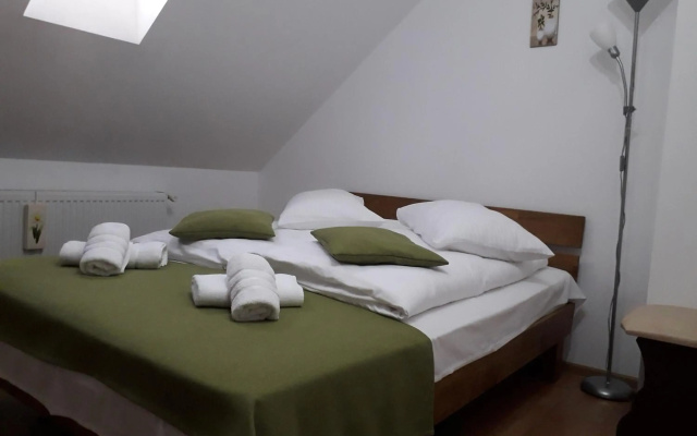 Mary Apartment