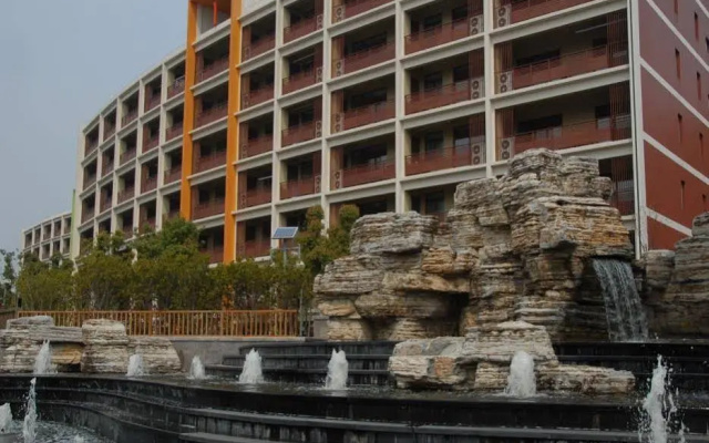 Cherish Yearn Holiday Hotel Shanghai