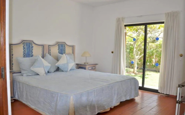 Residential Area, Private Pool, On-site Parking, Free AC & Wi-fi