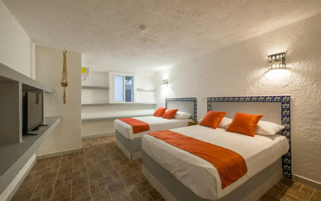 Hotel Caracol Puerto Morelos