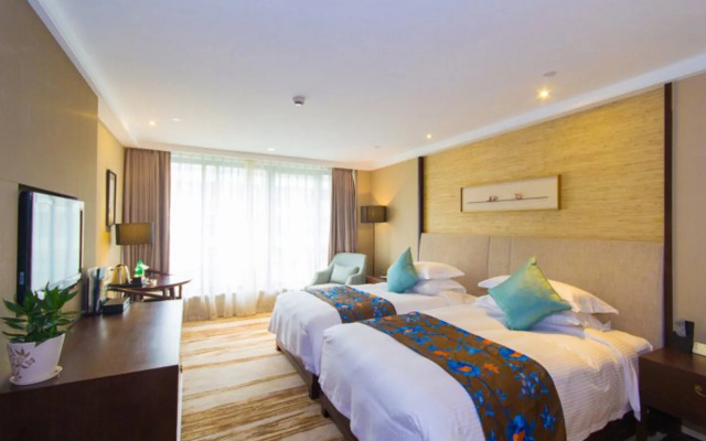 Wushan Pleasure Hotel