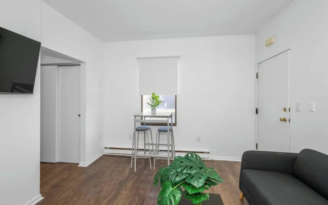 Northside Suite 1