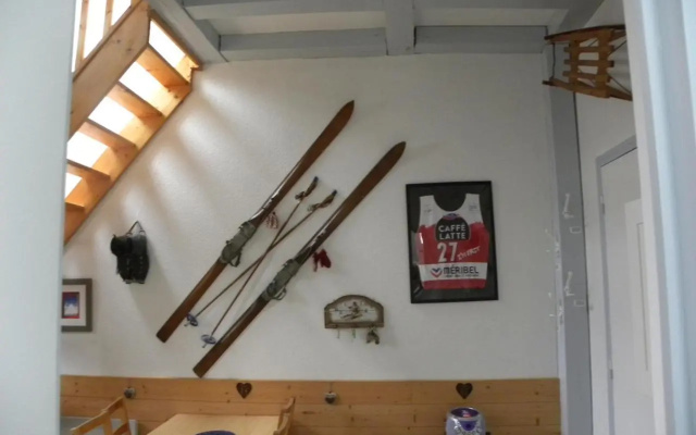 LE CENTRAL studio mezzanine