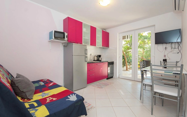 Apartment Tom