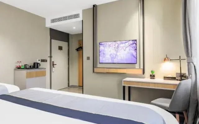 Homeinn Selected Hotel (Beijing Lize Business District Xiju Subway Station)