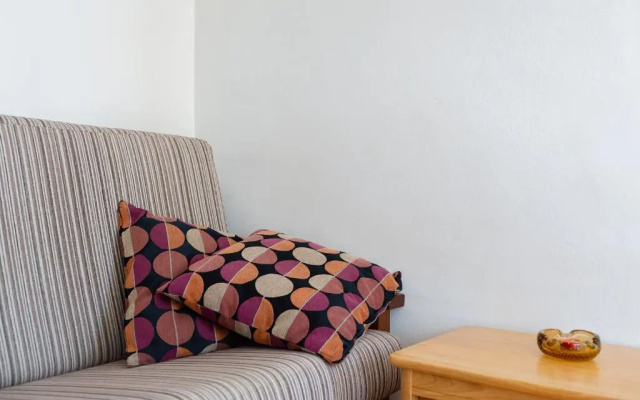 Apartment 60 mtres from the beach