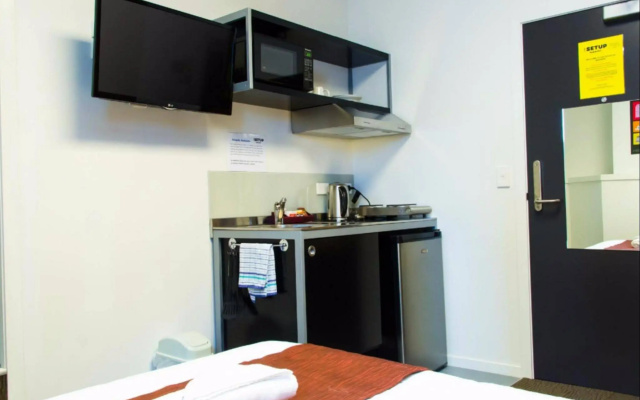 The Setup on Manners Apartment Hotel