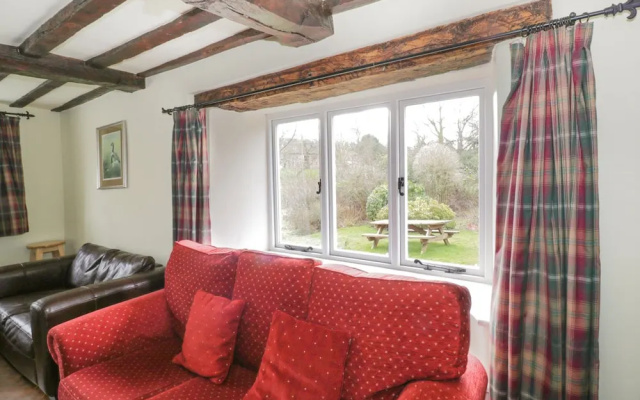 Little Cowarne Court