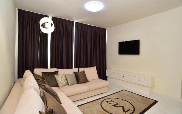 M2 Hotel