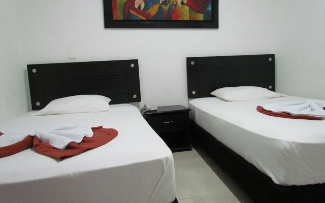 Hotel Diamonds