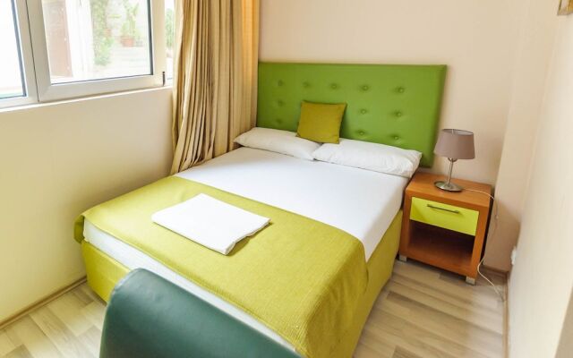 Отель Bed & Breakfast Garden40 вид на фасад