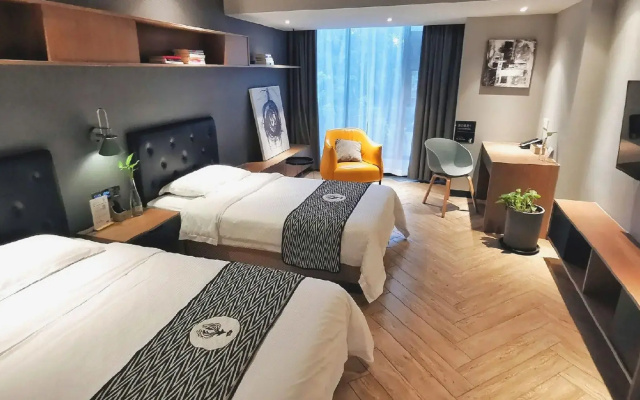 Yuhuayuan Design Hotel (Haizhou Meilan Airport Hongzhou Jiangshan)