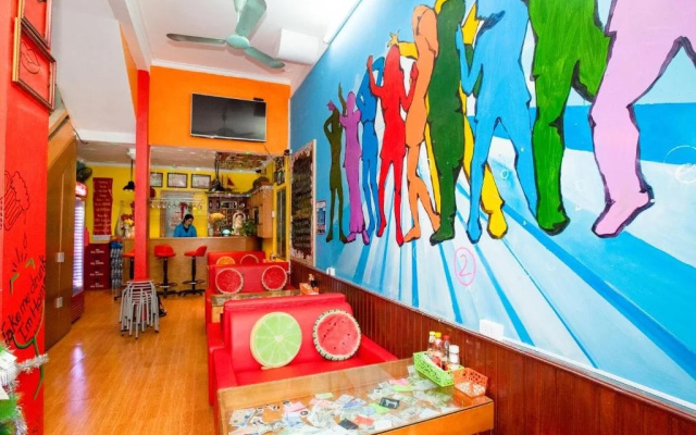Halong Party Hostel & Hotel