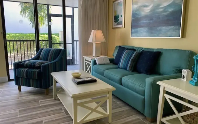 Sundial Beach Resort by Dream Vacation Rentals