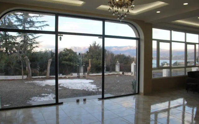 Royal Sky Hotel