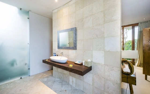 C-View Villas