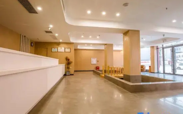 Super 8 Select Hotel (Kaifeng Qingming Shanghe Garden)