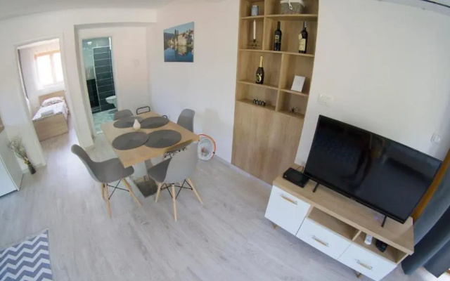 Apartments Ena