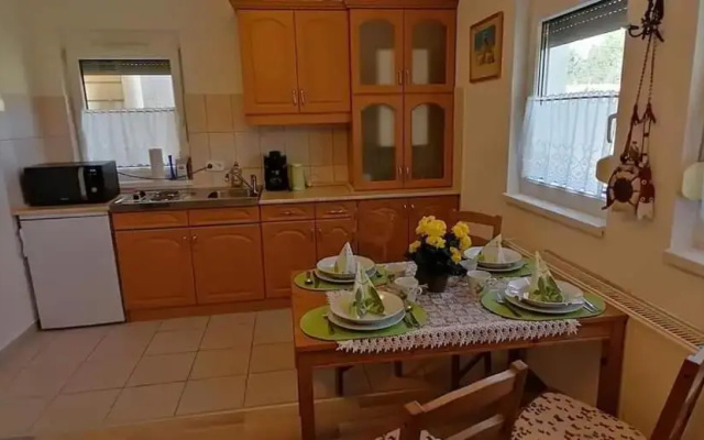Szaffária Apartman