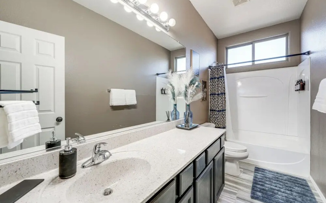 Family-friendly Retreat w/ Pool - Near Westgate!