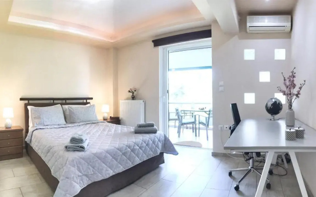 A7 Beauty Vouliagmeni Apt in a unique Spot