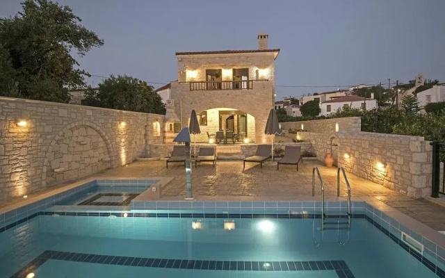 Spectacular Garden & Sea Views, At Villa Anna.