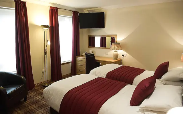 Somerton House Hotel