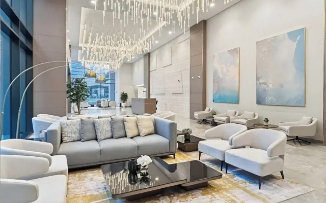 Elegant 3BR Canal & Burj Khalifa Views