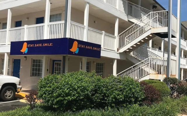 InTown Suites Extended Stay Charlotte NC - East Independence Blvd
