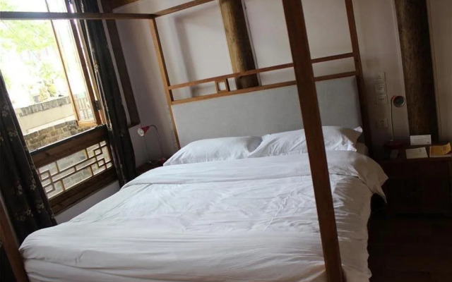Zi Neng Xue Guan Hotel