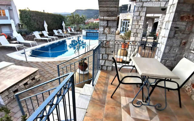 Taletos Apartments