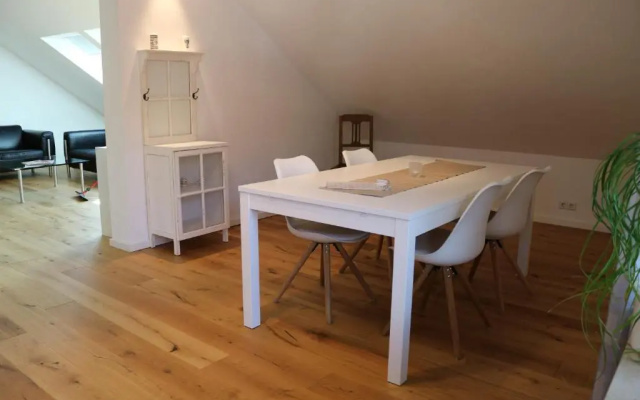 Tuniberglounge - moderne, helle und großzügige Wohnung