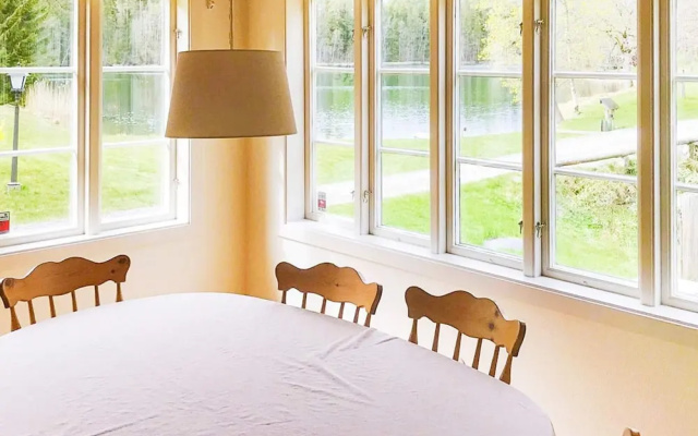 4 Person Holiday Home in Asbro