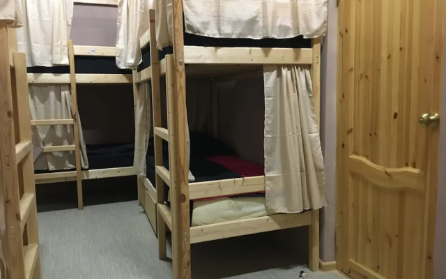 Хостел Holestel