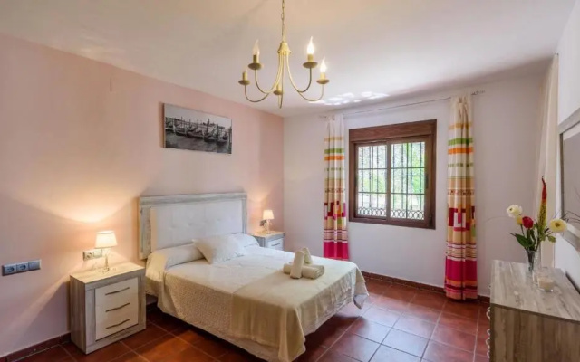 Villa Asuncion Arenas by Ruralidays