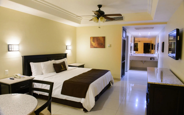 Hotel Santorian