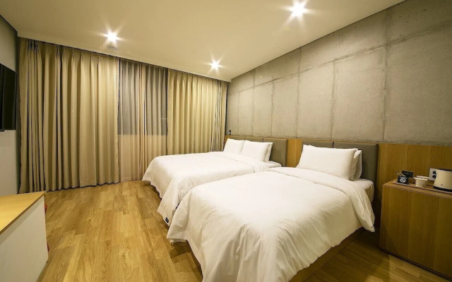 Epoche Hotel