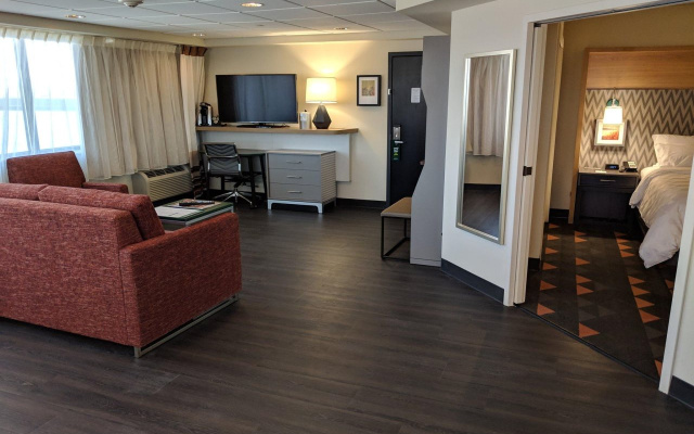 Holiday Inn Champaign by IHG