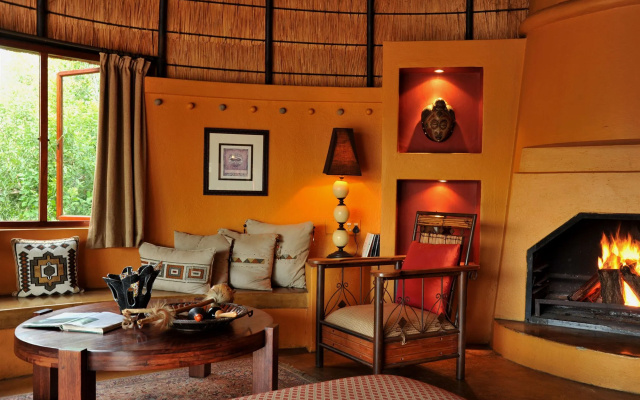 Hoyo Hoyo Safari Lodge