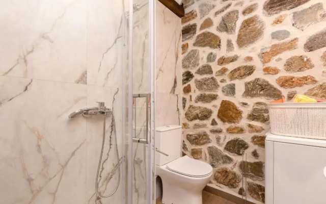 Eleni's Stone House