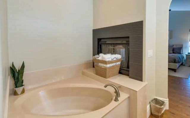 1 Mi to Water Ranch! Family Retreat w/ Resort Pool