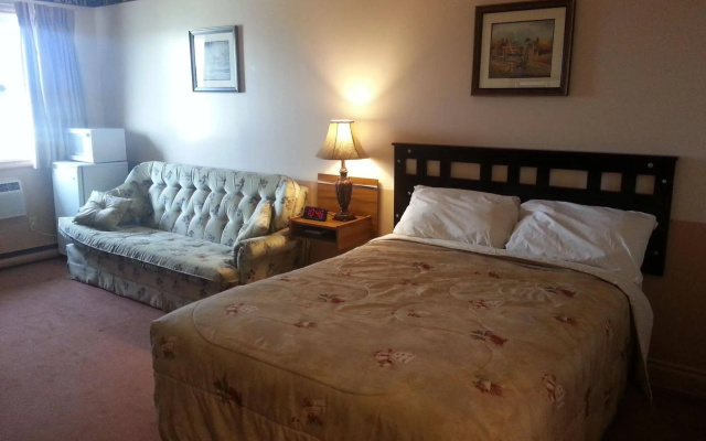 Travellers Inn