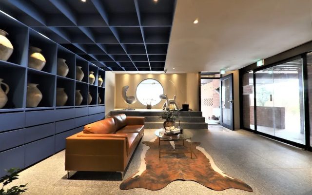 MU:TE Hotel