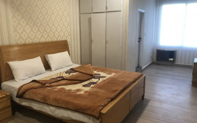 Rose Palace Hotel