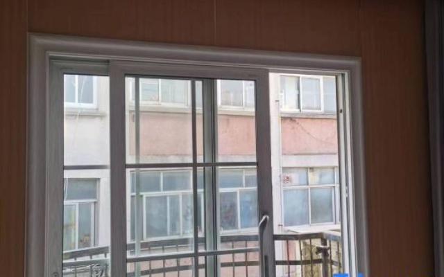 Yulian Tree Smart Hotel (Xinyang Railway Station Branch)