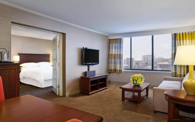 Sheraton Philadelphia University City Hotel
