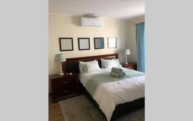 Pecanwood Golf Estate Home - Hartbeespoort