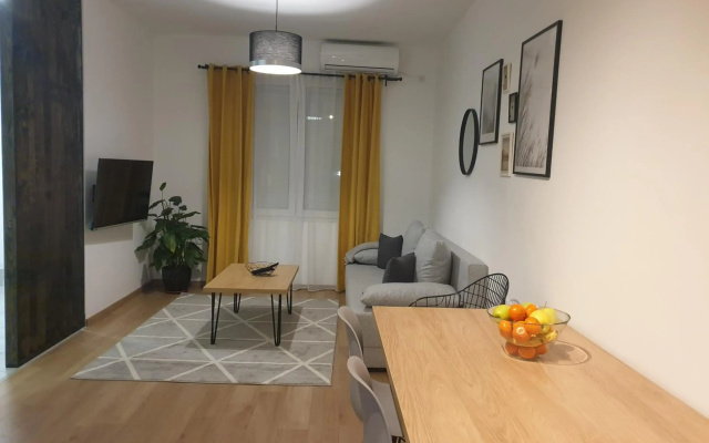 Apartment 12-09